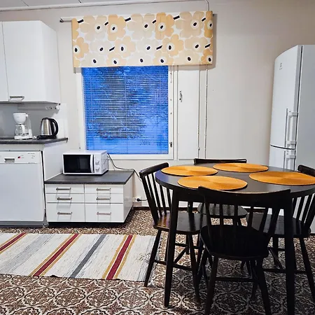 Maeki-mummola 度假居 *